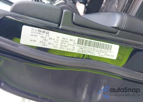 2018 Jeep Grand Cherokee Laredo E 4X2 z USA, uszkodzony, nr VIN 1C4RJEAG2JC353918